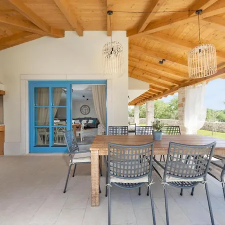 Gostinjska kuća Aria Istria 4*